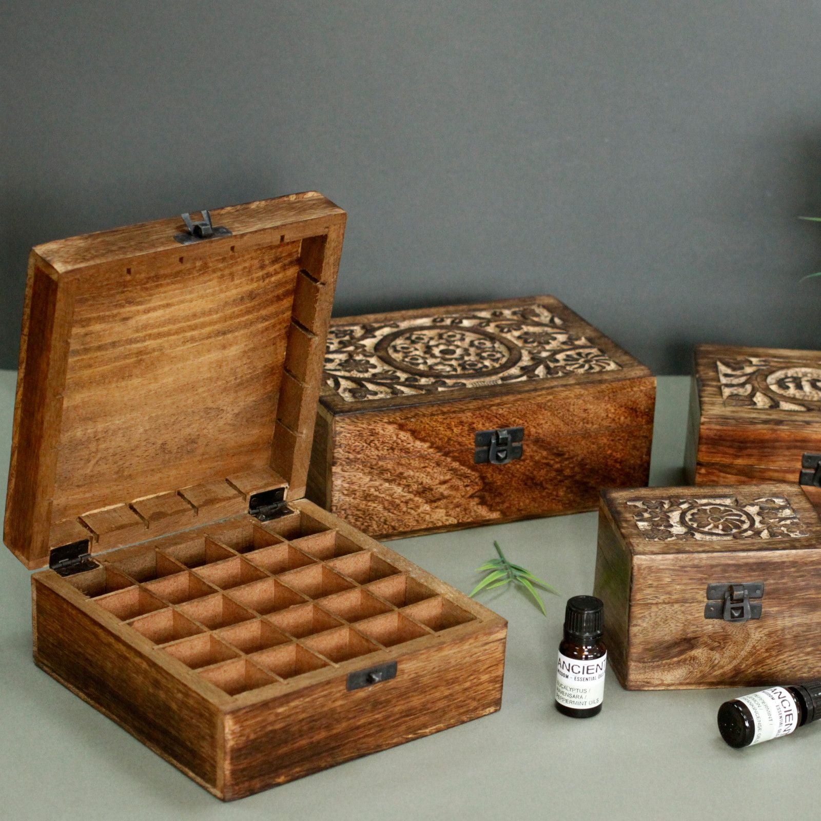 Mango Aromatherapy Box - Floral (holds 24+1)